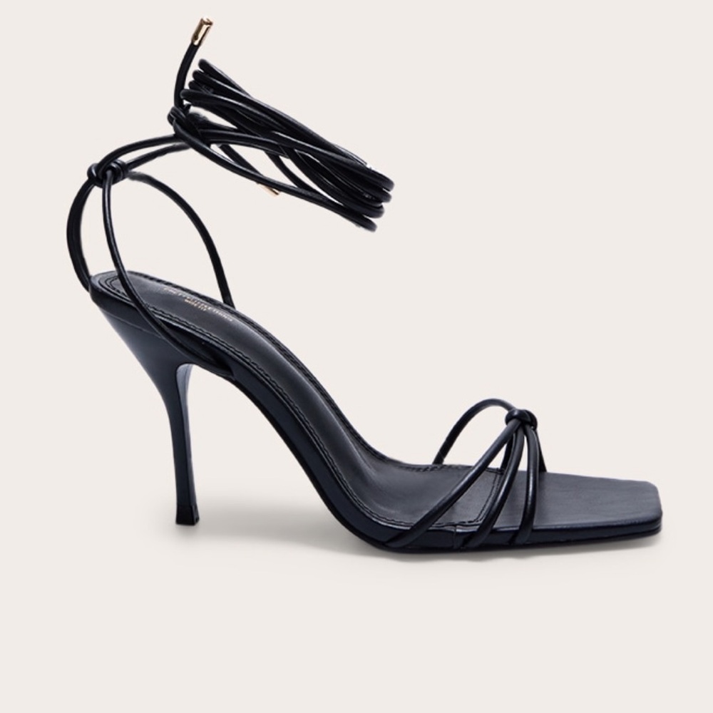 PLT Wide lace up heels